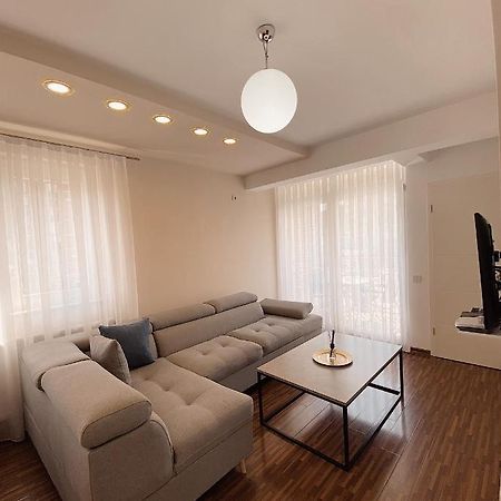 Diamond Apartment Prishtina 프리슈티나 외부 사진